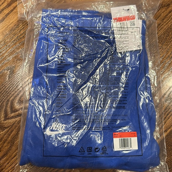 Men’s Nike Sportswear Club Fleece Joggers Size L NWT - Picture 2 of 7